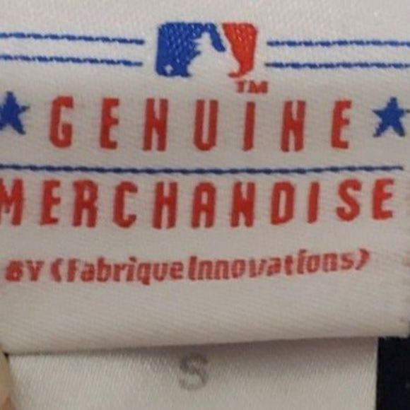 St Louis Cardinals Short Sleeve V-neck Scrubs with Front Pockets; Size Small - Picture 5 of 10